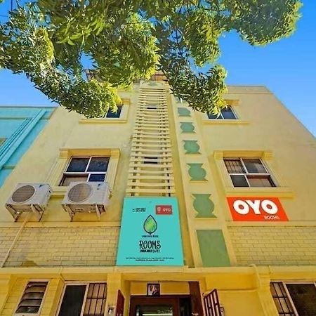 Oyo 81287 Empire Inn Chennai Dış mekan fotoğraf